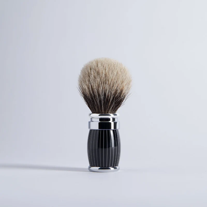 Blaireau laqué rétro Gris Européen