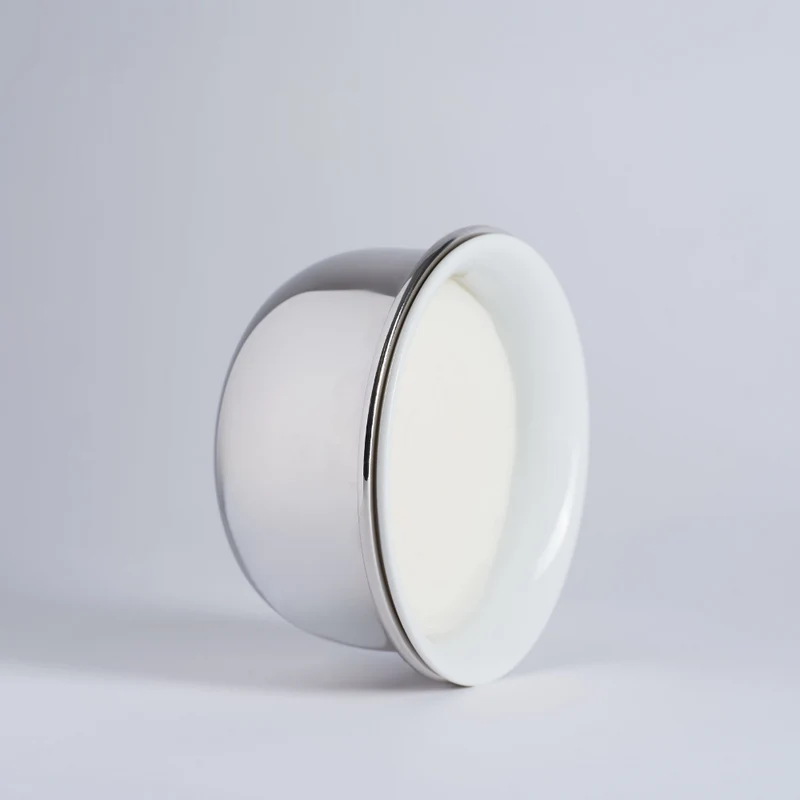 Bol à Barbe Presque Parfait en Porcelaine et Finition Palladium