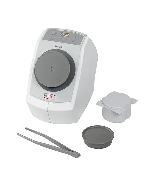 Sympro Renfert – Apparecchio Automatico di Pulizia con Aghi per Protesi e Strumenti Dentali